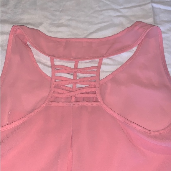Pink top - Picture 4 of 4